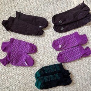 5 pairs of assorted lululemon running socks
